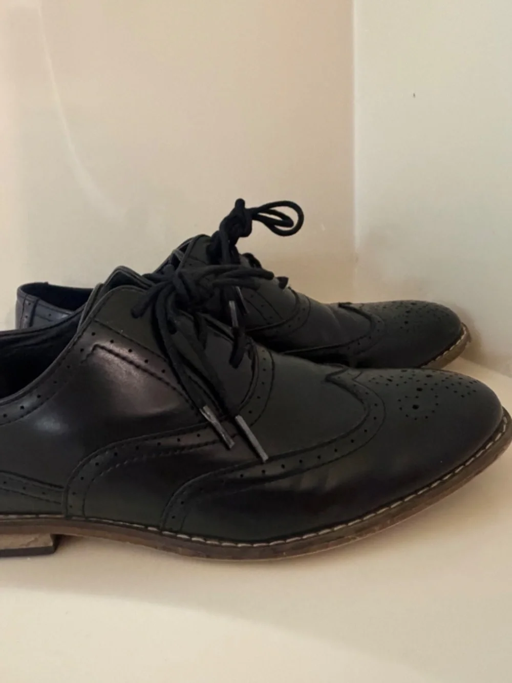 BOYS Stacy Adams Dunbar Wingtip Size 5 Big Kids